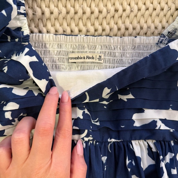 Abercrombie & Fitch Navy and White Dress - Picture 2 of 4